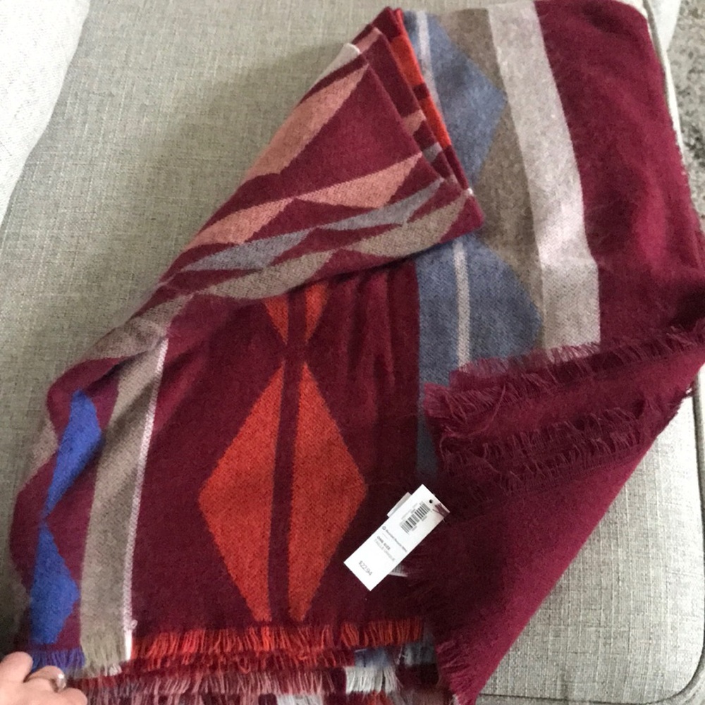 Multicolored wrap/scarf